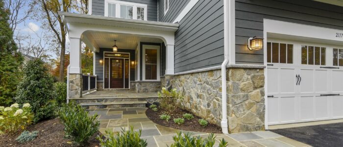 10 Questions to Ask When Choosing a Custom Home Builder